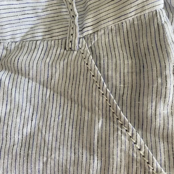 MaxStudio linen pants, flared legs, size 8 - Picture 2 of 4